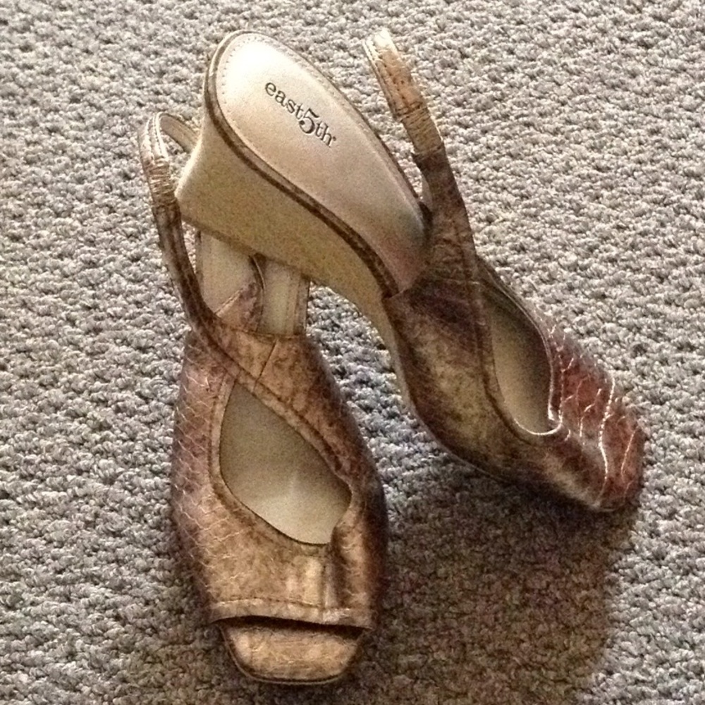 East Fifth Wedges